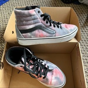 Comfycush Sk8-Hi Tye Dye Corduroy Vans sz 8.5